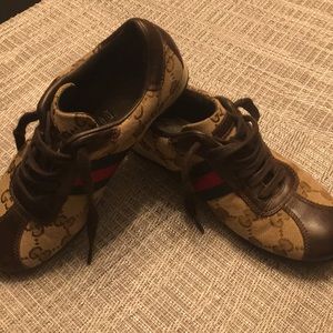 Gucci shoes